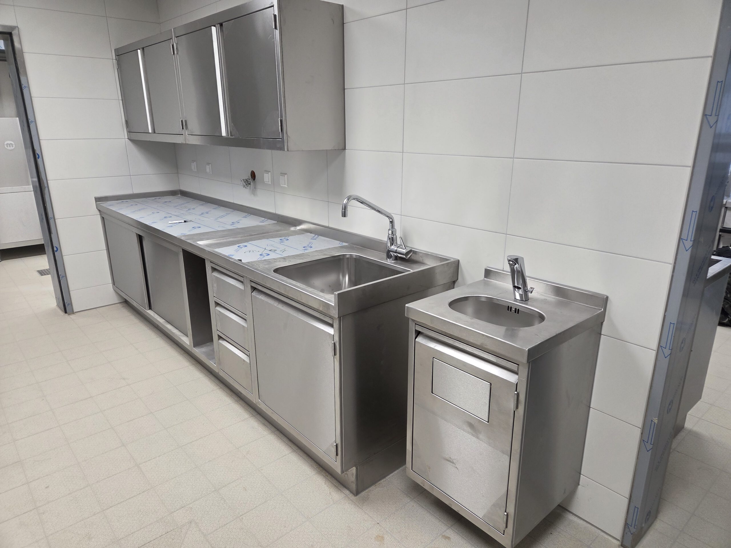 Küche im neuen Betriebsrestaurant bei Goetze in Ludwigsburg.